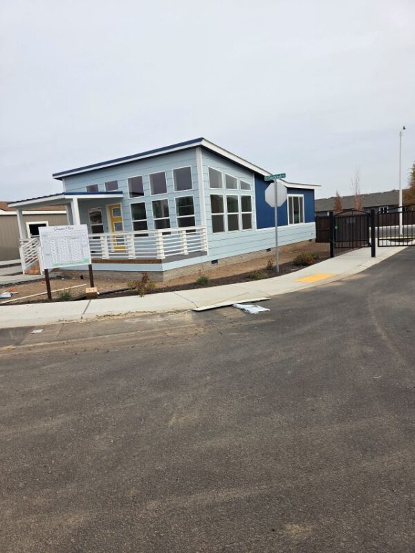 Brand New 2025 home in Summer Place Manufactured Home | J & M Homes LLC