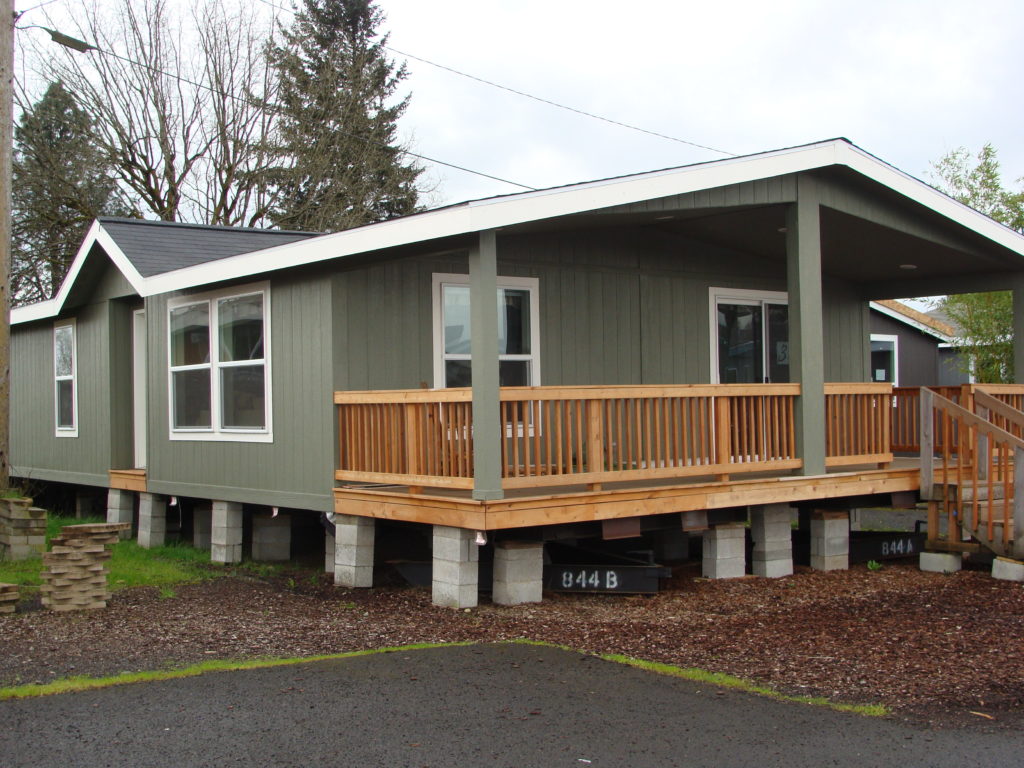 Kitsap Past Lot Model Manufactured Home J & M Homes LLC